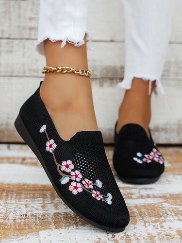 Floral Embroidery Breathable Mesh Fabric Flat Loafers - Just Fashion Now - Modalova