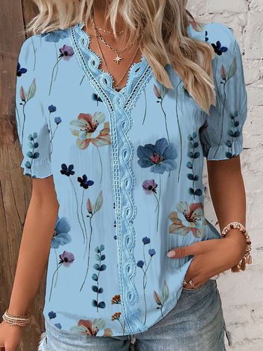 V Neck Casual Floral Lace Shirt - Just Fashion Now - Modalova