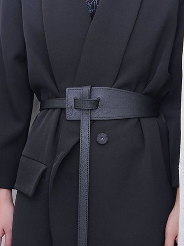 Urban Solid Faux Leather Fold-In Waist Belt - Modetalente - Modalova