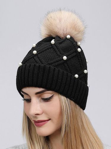Imitation Pearl Fuzzy Ball Knitted Hat - Modetalente - Modalova