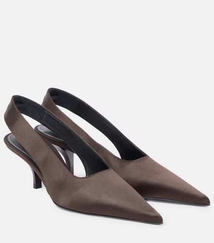 Classic 55 satin slingback pumps - Toteme - Modalova