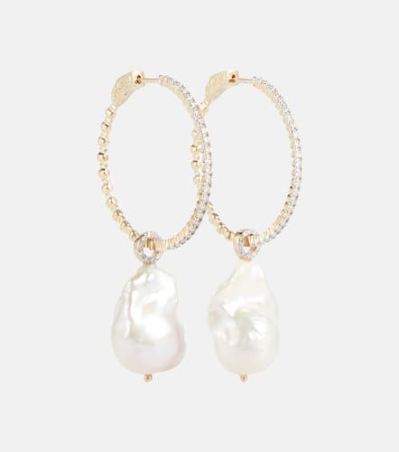 Kt hoop earrings with Baroque pearls and diamonds - Mateo - Modalova
