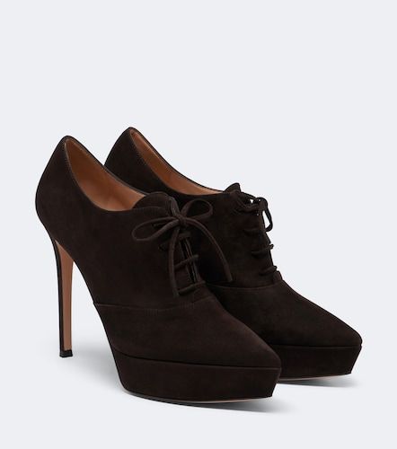 Pumps stringate in suede con plateau - Gianvito Rossi - Modalova