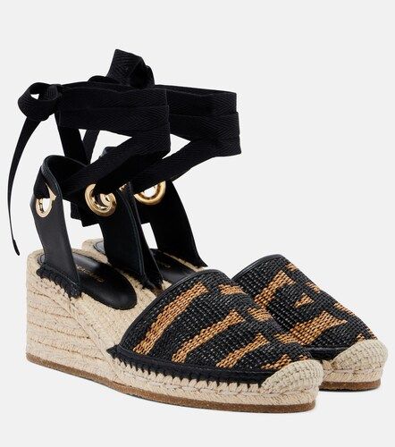 Alpargatas con cuña de rafia estampadas - Ferragamo - Modalova