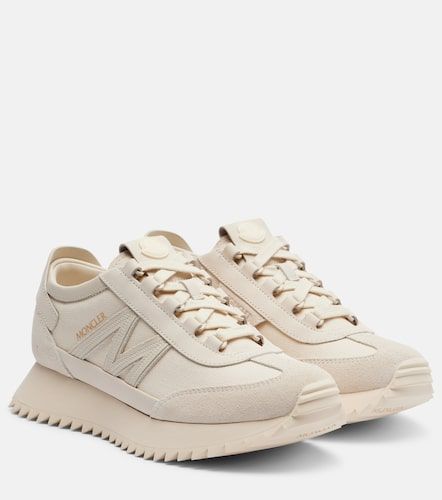 Pacey2 suede-trimmed sneakers - Moncler - Modalova
