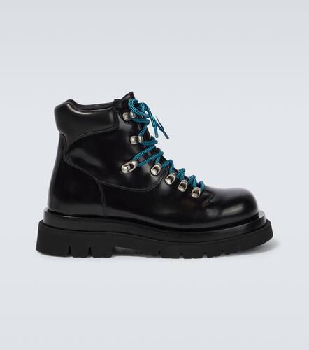 Lug leather hiking boots - Bottega Veneta - Modalova