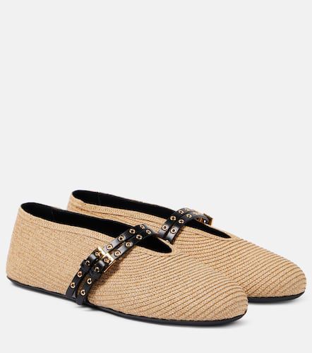 AlaÃ¯a Leather-trimmed paper straw flats - Alaia - Modalova