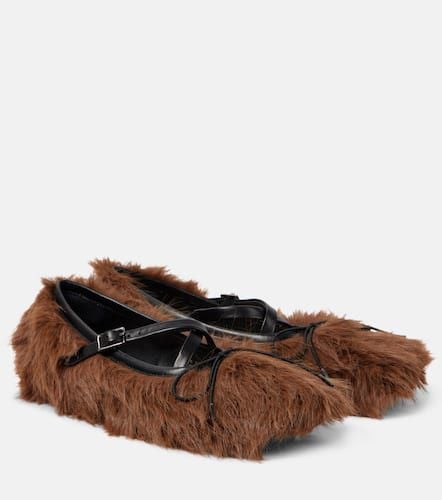 Criss Cross faux fur ballet flats - Simone Rocha - Modalova