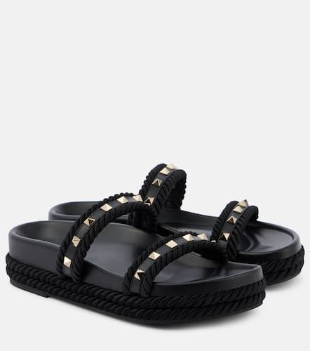 Sandalias Rockstud de piel - Valentino Garavani - Modalova