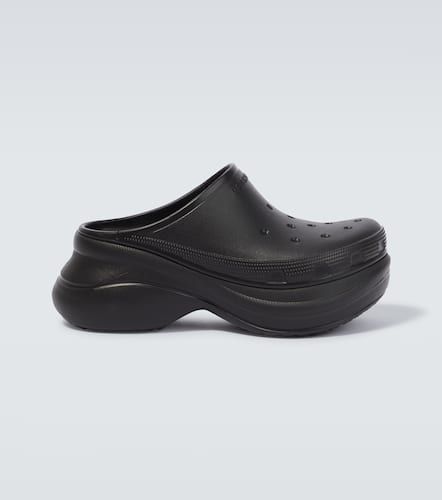 Balenciaga X Crocs Slippers - Balenciaga - Modalova
