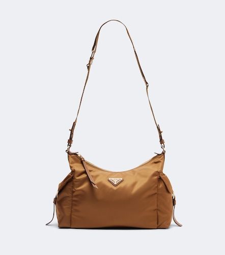 Borsa a spalla Explore in Re-Nylon Large di - Prada - Modalova