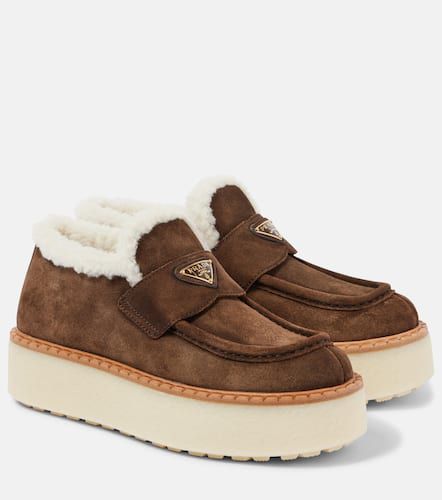 Plateau-Loafers aus Veloursleder mit Shearling - Prada - Modalova