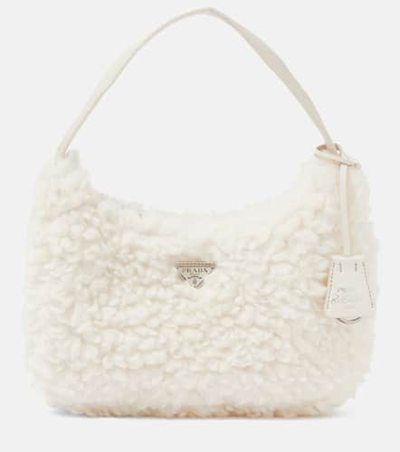 Re-Edition 2000 Mini shearling shoulder bag - Prada - Modalova