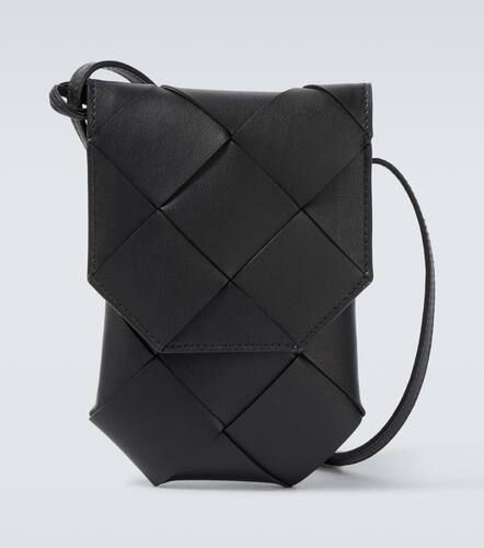 Diago Intreccio leather phone pouch - Bottega Veneta - Modalova