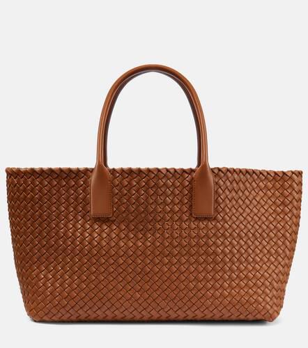 Tote Cabat Medium aus Leder - Bottega Veneta - Modalova