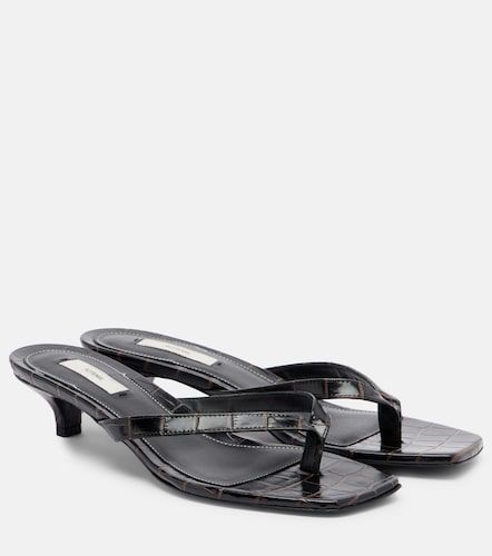Croc-effect leather thong sandals - Toteme - Modalova