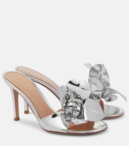 Lucilla floral-applique metallic leather mules - Gianvito Rossi - Modalova