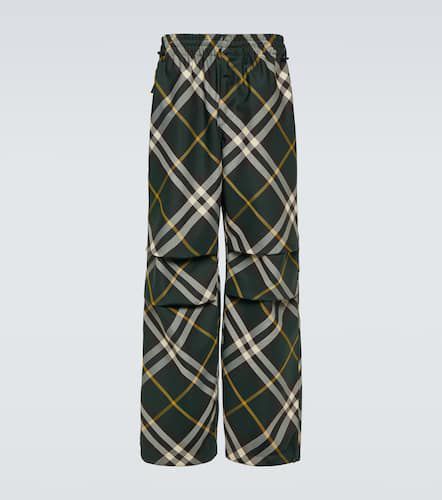 Pantalones de sarga con Check - Burberry - Modalova