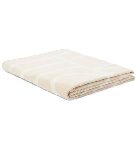 Monogram cotton jacquard beach towel - Toteme - Modalova