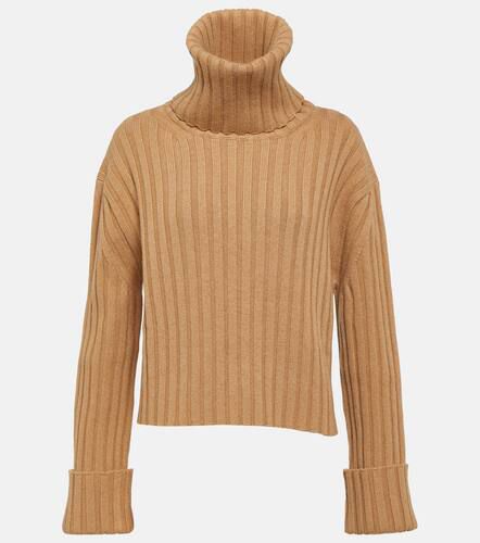 Gucci sale turtleneck sweater