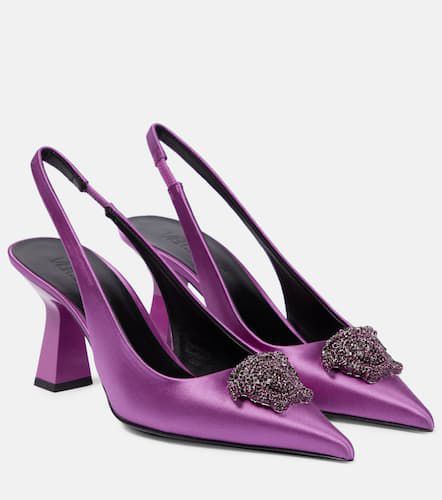 Pumps slingback La Medusa in raso - Versace - Modalova