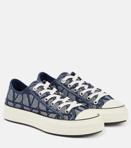 Totaloop Toile Iconographe denim sneakers - Valentino Garavani - Modalova