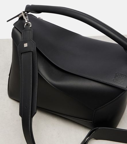 Puzzle Edge Medium leather top-handle bag - Loewe - Modalova