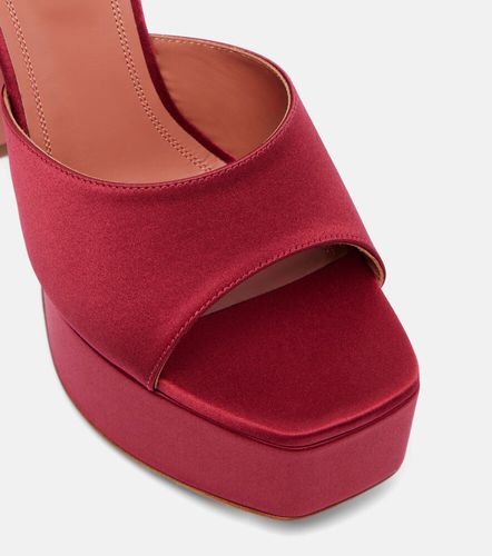 Dalida 140 satin platform mules - Amina Muaddi - Modalova