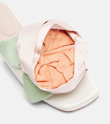 Ciabatte in raso con applicazioni floreali - Simone Rocha - Modalova