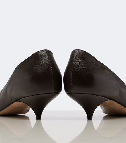 The Row Liisa Three leather pumps - The Row - Modalova