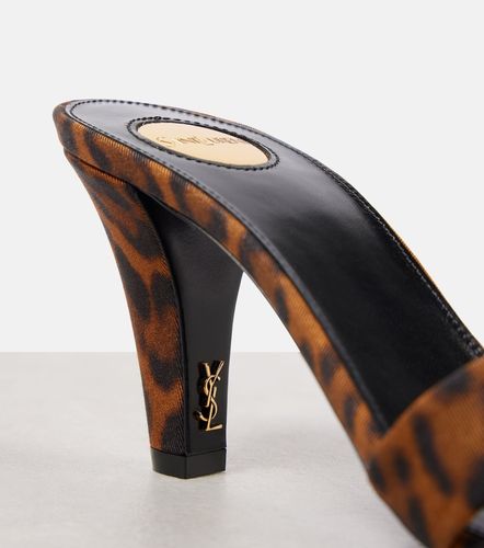 Jill 75 leopard-print satin mules - Saint Laurent - Modalova