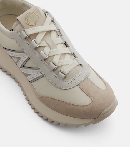 Moncler Sneakers Pacey2 con suede - Moncler - Modalova