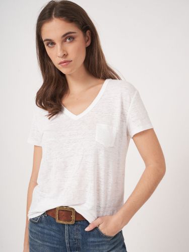 Basic pure linen V-neck T-shirt with chest pocket - REPEAT cashmere - Modalova