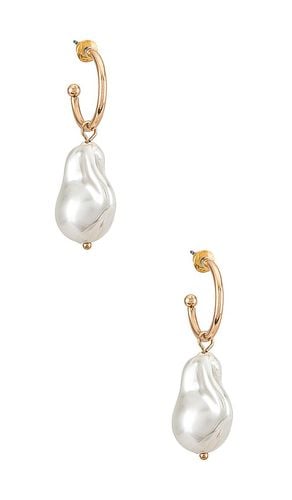 Mini Pearl Hoop Earring in - 8 Other Reasons - Modalova