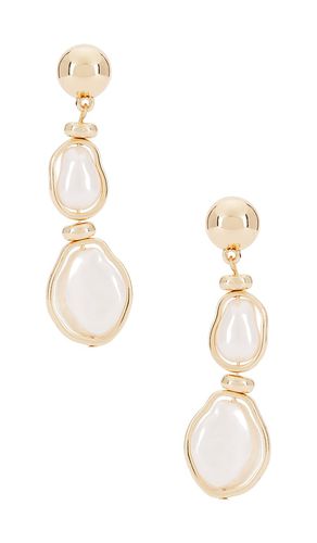 Baroque Dangle Earring in - 8 Other Reasons - Modalova