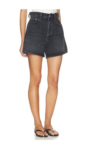 Lyonne Cinched Waist Shorts in . Size 24. Also in 25, 27 - AGOLDE - Modalova