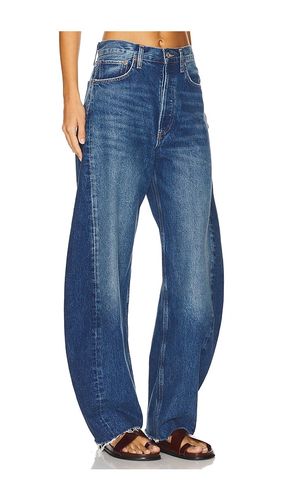 Luna Pieced High Rise Curved Taper Jeans in -. Size 23. Also in 24, 25, 26, 27, 28, 29 - AGOLDE - Modalova
