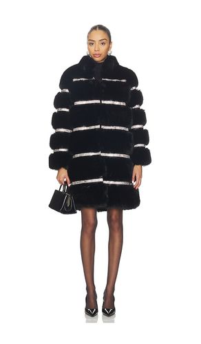 Diamond Luxe Coat in . Size M. Also in S - Adrienne Landau - Modalova