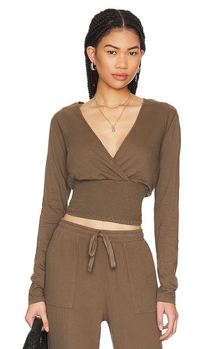 Top corto en color verde oliva talla L en - Olive. Talla L (también en M, S, XS) - Bobi - Modalova