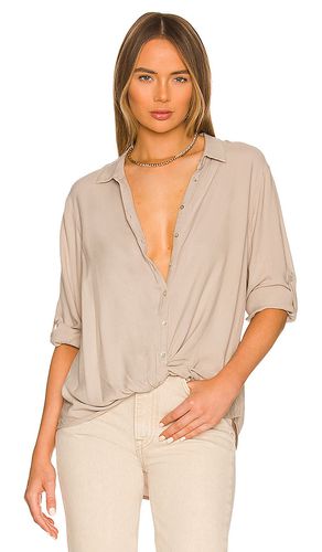 Bobi Button Up Tee in Tan. Size XS - Bobi - Modalova