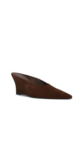 Alysha 70 Pump in . Taglia 37.5. Also in 38 - BLACK SUEDE STUDIO - Modalova