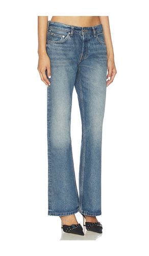Miley Slouchy Bootcut in . Size 26. Also in 28 - EB Denim - Modalova