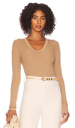 Silk rib fitted top en color bronce talla XL en - Tan. Talla XL (también en L, XS) - Enza Costa - Modalova