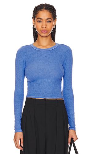 Silk Rib Cropped Long Sleeve Crew in . Size M, S, XL, XS - Enza Costa - Modalova