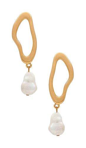 Pendientes pearl squiggle en color oro metálico talla all en - Metallic Gold. Talla all - Ettika - Modalova