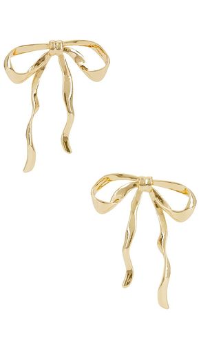 Organic Bow Earrings in - Ettika - Modalova