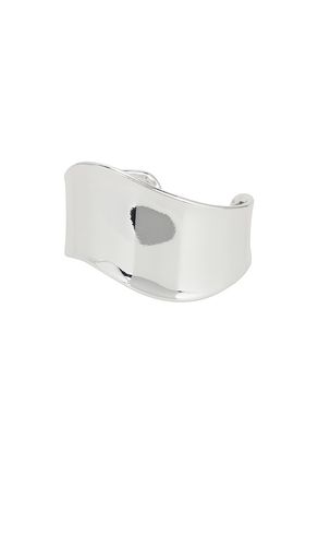 Smooth Cuff Bracelet in - Ettika - Modalova