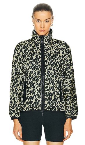 Louis Vuitton Leopard Nylon Jacket in . Size 34. Also in - FWRD Renew - Modalova