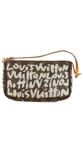Louis Vuitton Monogram Graphite Accessoires Pochette Shoulder Bag in - FWRD Renew - Modalova