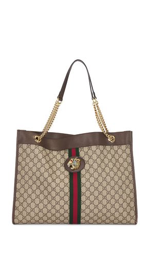 Gucci GG Supreme Ophidia Chain Tote Bag in - FWRD Renew - Modalova